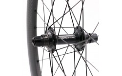 PAIRE DE ROUES FORWARD V2 CARBONE PATIN EXP