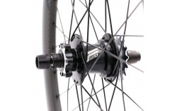 PAIRE DE ROUES FORWARD JOYRIDE V2 CARBONE - DISC ONLY - JR/EXP - 10MM - 28H
