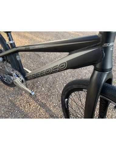 MONTAGE STAY STRONG CRUISER