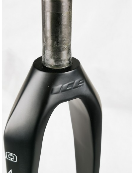 Fourche carbone ICE SWAT 2.0 TAPERED 2