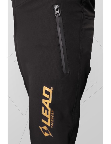 PANTALON LEAD X-TRA – BLACK & GOLD 2023