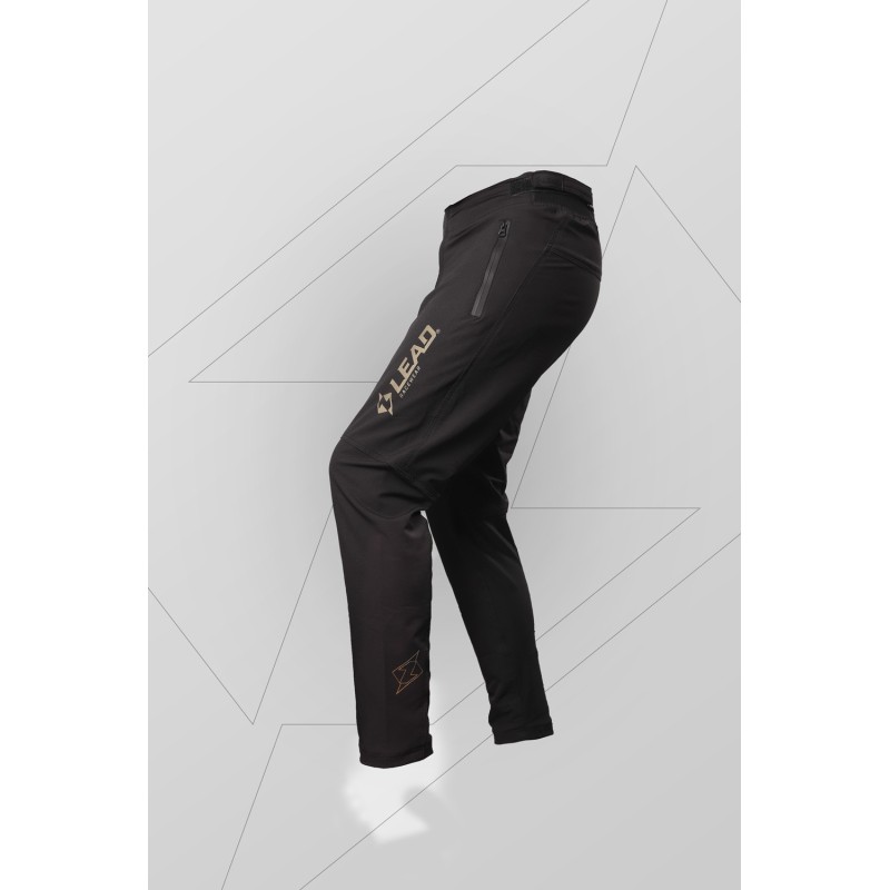 PANTALON LEAD X-TRA – BLACK & GOLD 2023
