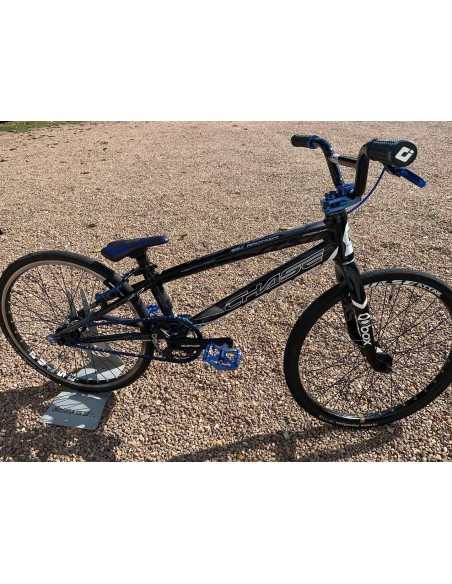 MONTAGE CHASE RSP 4.0 NOIR BLANC BLEU 2