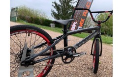 MONTAGE CHASE RSP 4.0 NOIR ROUGE