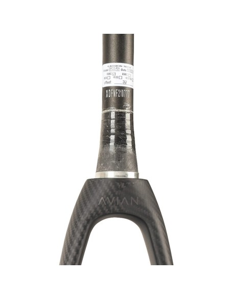 Fourche Avian Versus  20" TAPERED 20mm MATT Black 2