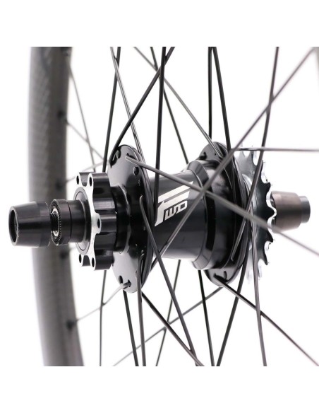 Roues 20x1"3/8 CARBONE Forward Joyride Disque Black 10mm 2