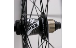 Roues 20" EXPERT (451) Pride Gravity/Control Disque Ud Gloss Black