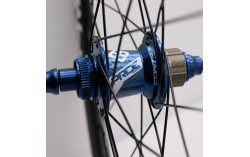 Roues 20" EXPERT Pride Gravity/Control Disque BLEU MATT