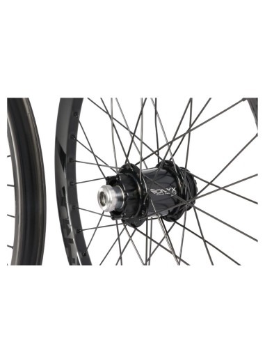 Roues 20" (406) Onyx Ultra SS Disc 15mm / Pride Wave Black Matt