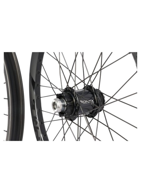 Roues 20" (406) Onyx Ultra SS Disc 15mm / Pride Wave Black Matt