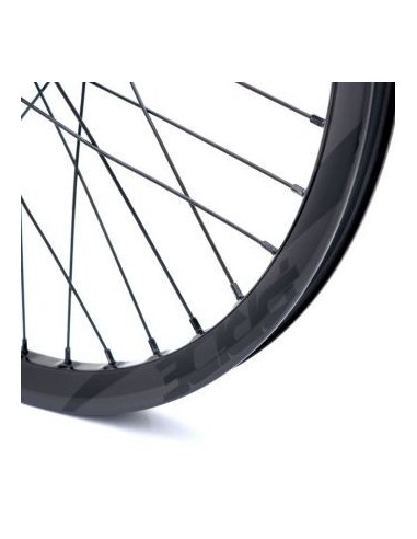 Roues 20" (406) Pride Wave Gloss grey Control rouge 10mm