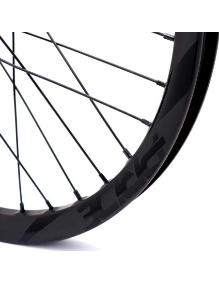Roues 20" (406) Pride Wave Gloss grey Control rouge 10mm
