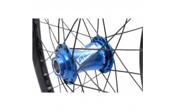Roues 20" (406) Pride Wave Gloss grey Control rouge 10mm