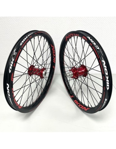Roues IKON Carbon 406 - ONYX Helix 20 - Ultra ISO 10 Noir-Rouge