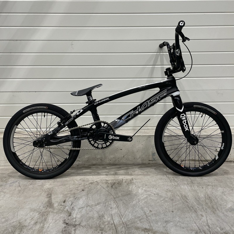 MONTAGE CHASE ACT 1.2 NOIR/BLANC PRO XL