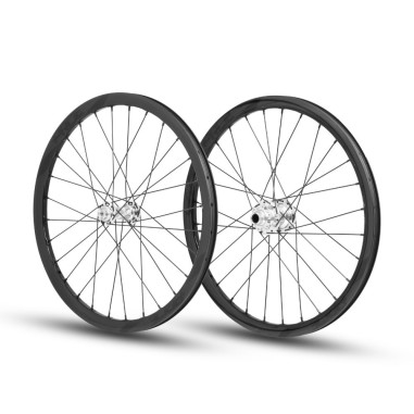 Roues 20" (451) Pride Wave Gloss Black / Pride Control 10/15mm…