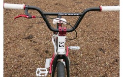 MONTAGE CHASE CRUISER