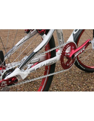 MONTAGE CHASE CRUISER