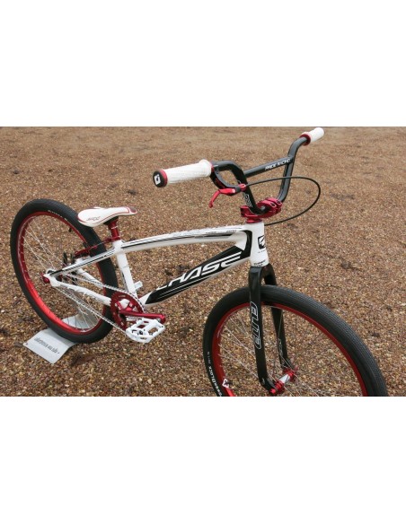 MONTAGE CHASE CRUISER 2