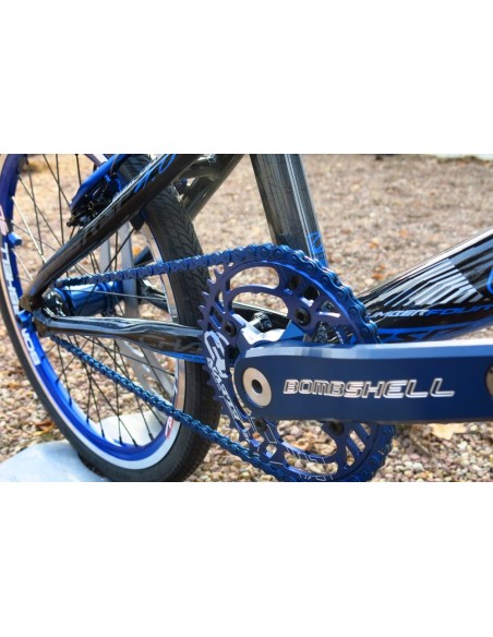 MONTAGE CHASE CRUISER