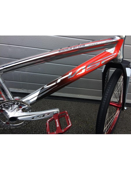 MONTAGE CHASE CRUISER 2