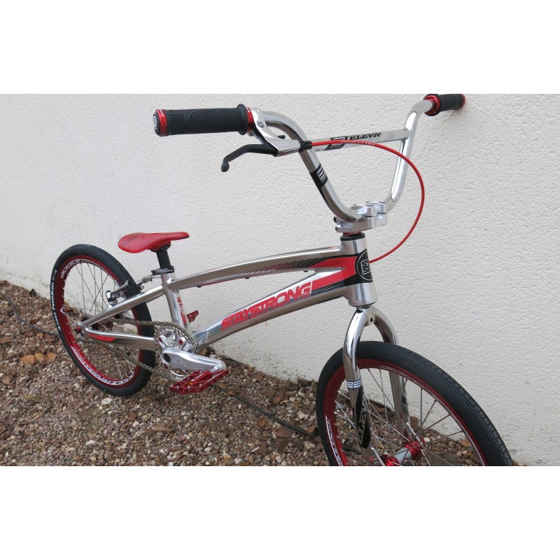 MONTAGE STAY STRONG JUNIOR