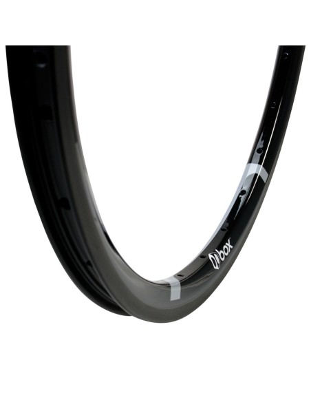 Jante arriere BOX one carbone 20"x1-1/8" 28H 2